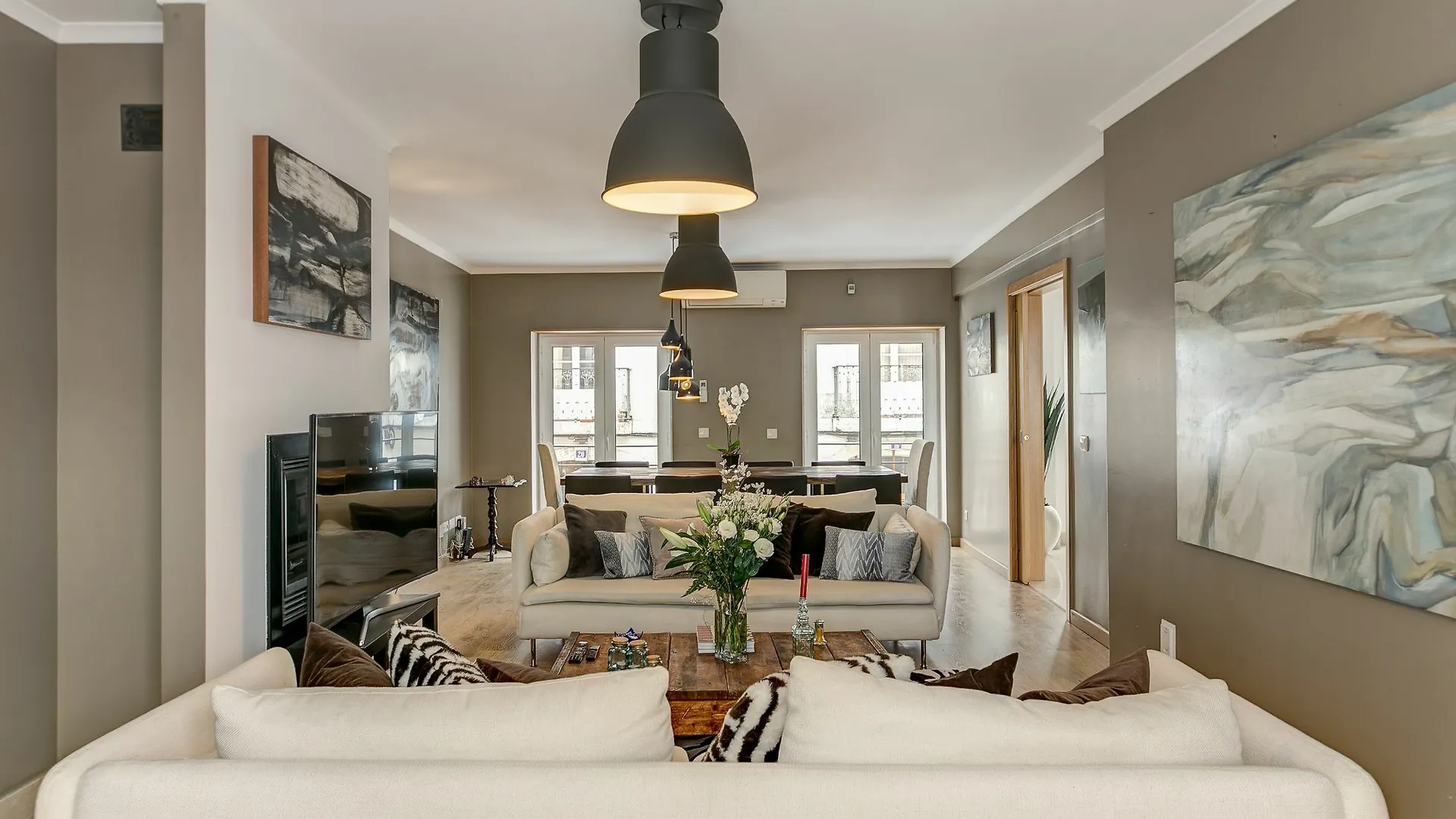 Lisbon Empire Building By Homing Apartment